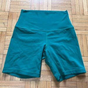 Lululemon align short